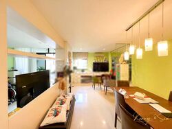 Blk 202A Compassvale South Gate (Sengkang), HDB Executive #567707871